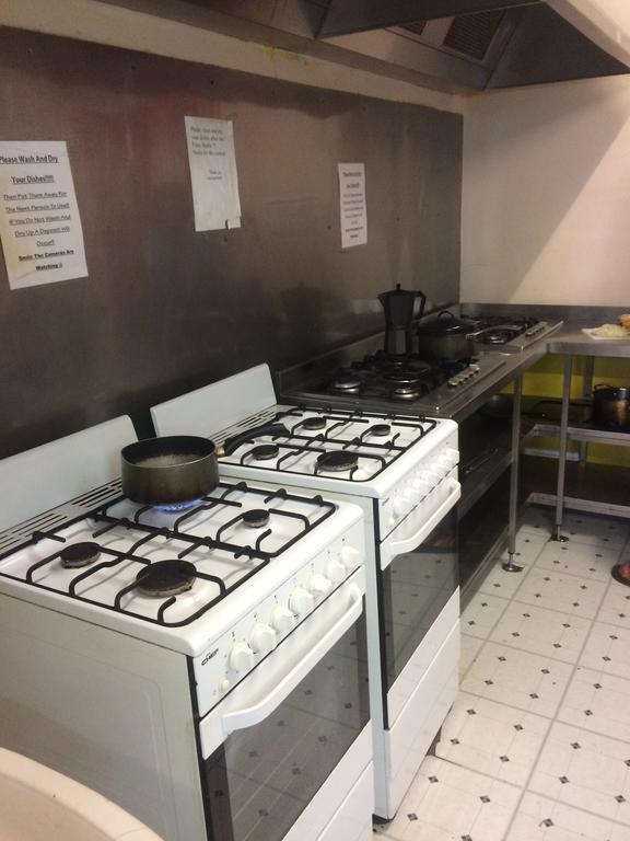 Planet Inn Backpackers Perth Eksteriør billede