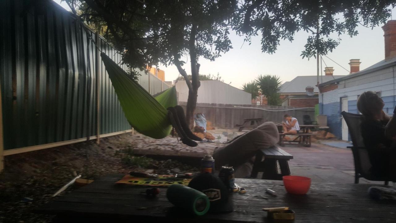 Planet Inn Backpackers Perth Eksteriør billede